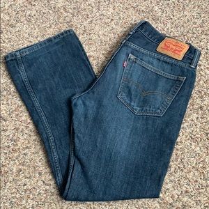 Men’s Levi’s 527 bootcut jeans.